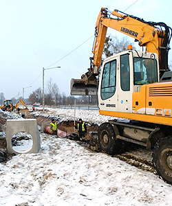 Kozienice, maszyna do robót drogowych